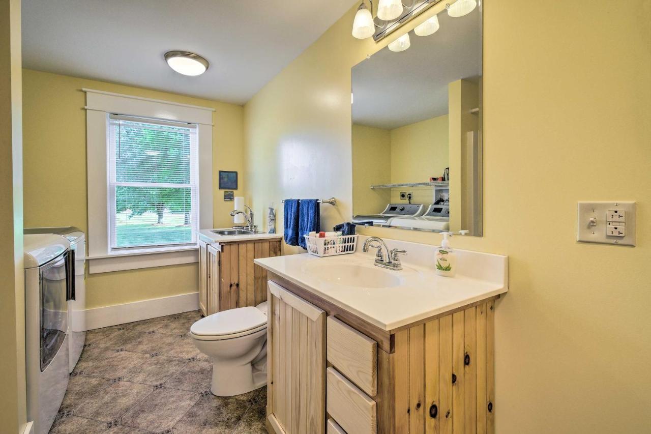 Charming Stanley Home With Yard, 7 Mi To Seneca Lake Geneva Εξωτερικό φωτογραφία