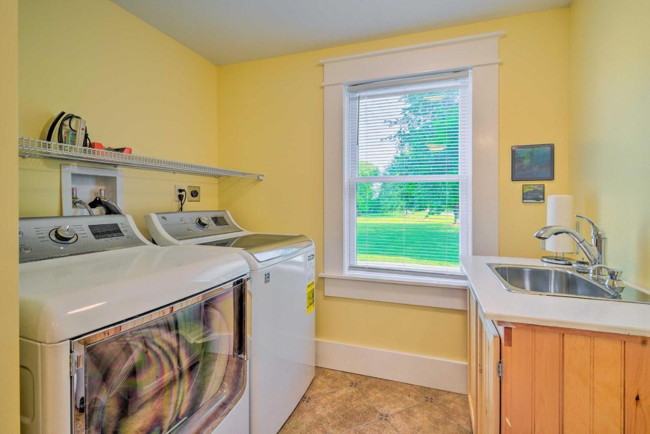 Charming Stanley Home With Yard, 7 Mi To Seneca Lake Geneva Εξωτερικό φωτογραφία